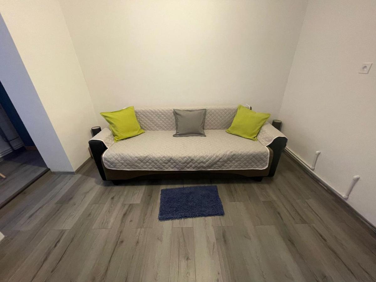 Apartament 1 Haţeg 외부 사진